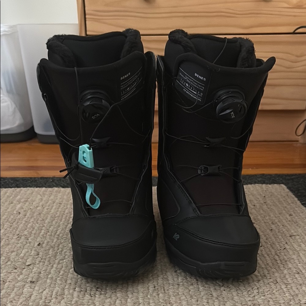 Women's Black Winter Boots